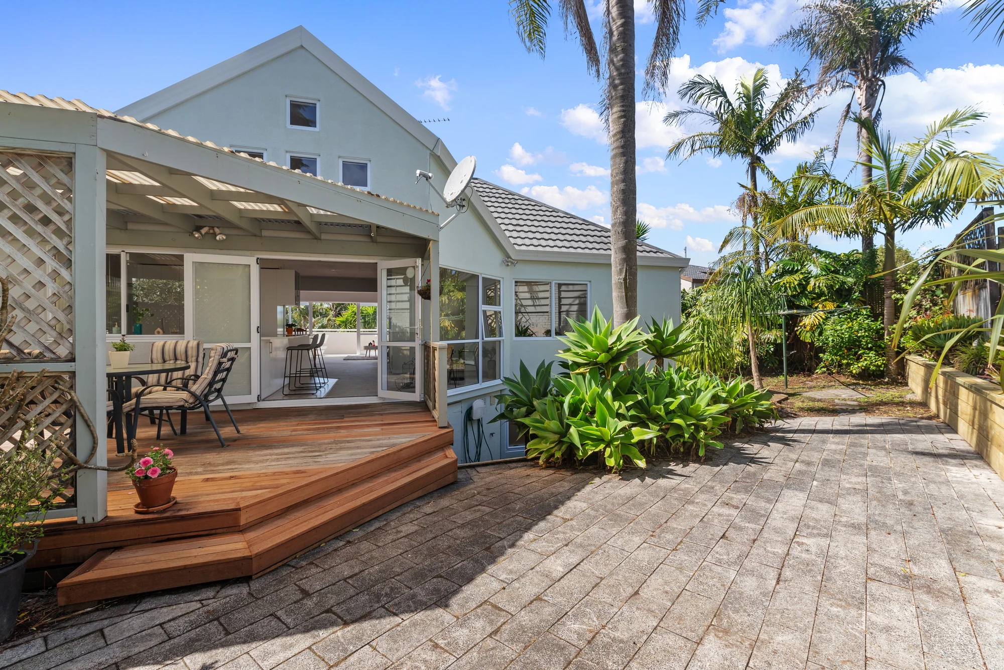 West Harbour 3房 Location, Location - Off market Friday 5pm