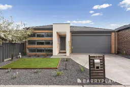 12 Yvonne Way, Tarneit