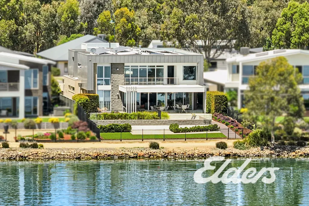 Yarrawonga 4部屋 AN ARCHITECTURAL MASTERPIECE ON THE SHORES OF LAKE MULWALA!