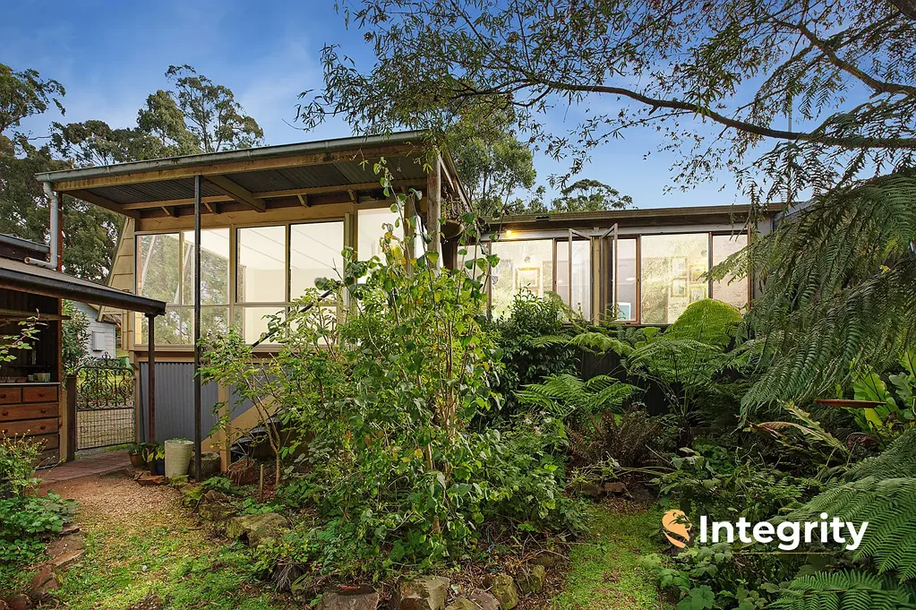 Kinglake 3कमरा Quirky Country Charm on a Generous Allotment
1st OPEN SATURDAY 23rd MAY
