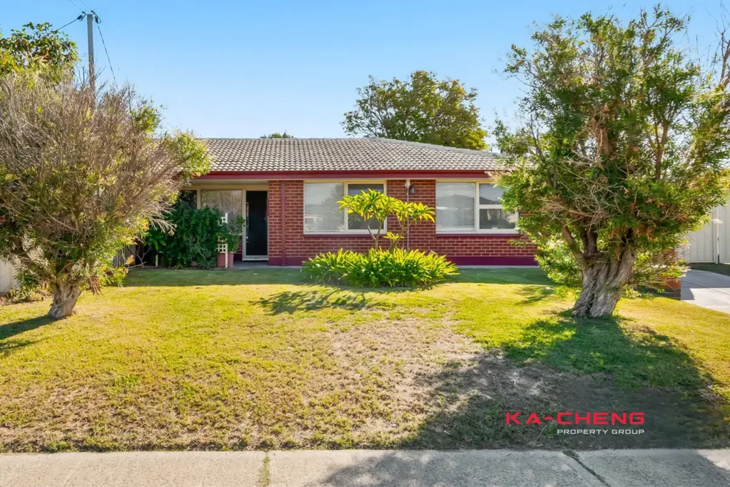 31 Bath Road, Morley, WA 6062