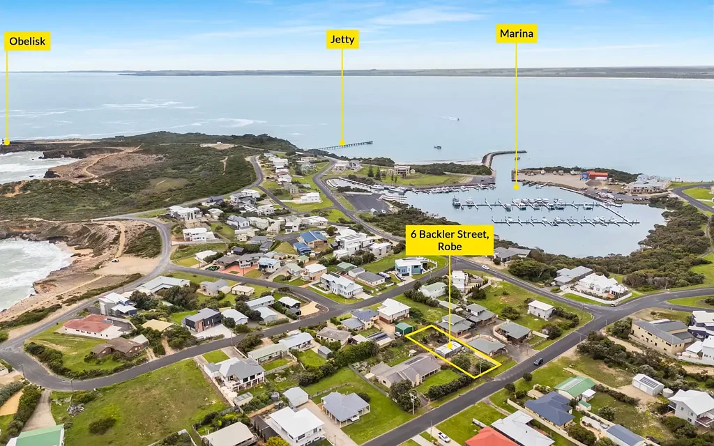 Robe  Coastal Block with shed and wine cellar- in Prime Robe Marina Location!