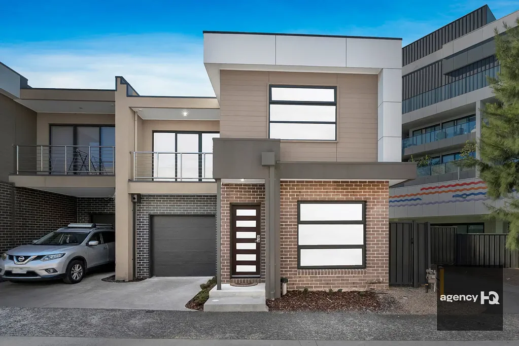 35/8 The Crossing, Caroline Springs, VIC 3023