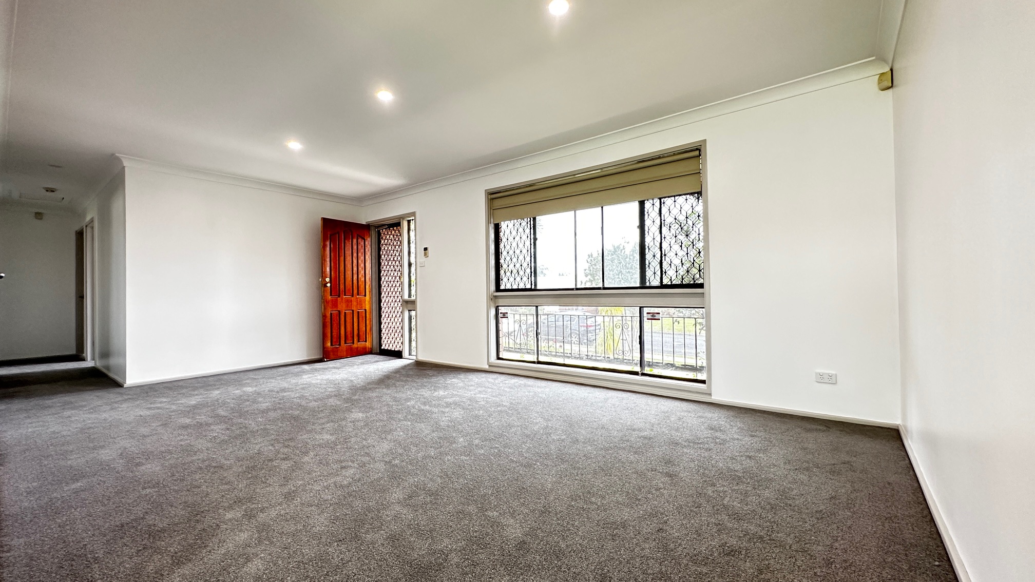 8 FLETCHER ST, MINTO NSW 2566, 0部屋, 0バスルーム, House