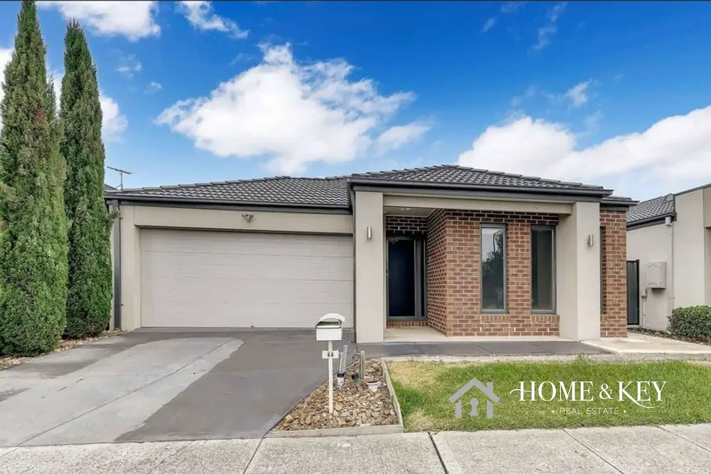 Huge Electricity Saving $$$$ Gorgeous 4 Bedroom Home