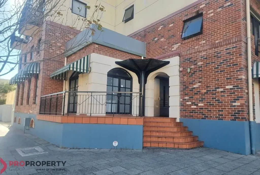 NORTHBRIDGE LIFESTYLE | 2 BEDROOMS + SECURE PARKING