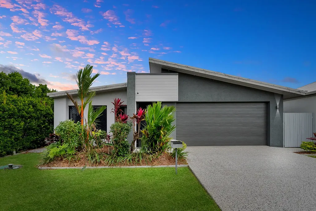 27 Barratta Circle, Trinity Park, QLD 4879