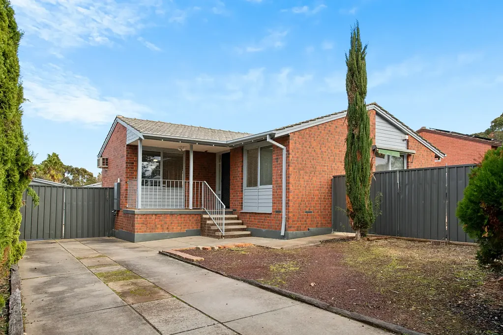 19 Louise Crescent, Morphett Vale, SA 5162