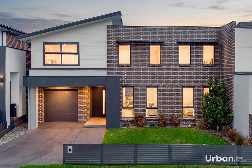 Marsden Park 4房 北向阳光住宅，楼下设全套卧室和浴室，位于 Elara 中心 NORTH-FACING, SUN-FILLED HOME WITH FULL BED & BATH DOWNSTAIRS IN THE HEART OF ELARA