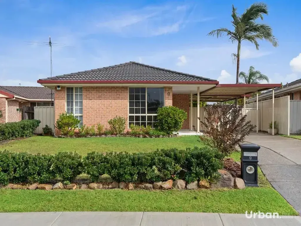 9 Carandini Street, St Helens Park, NSW 2560