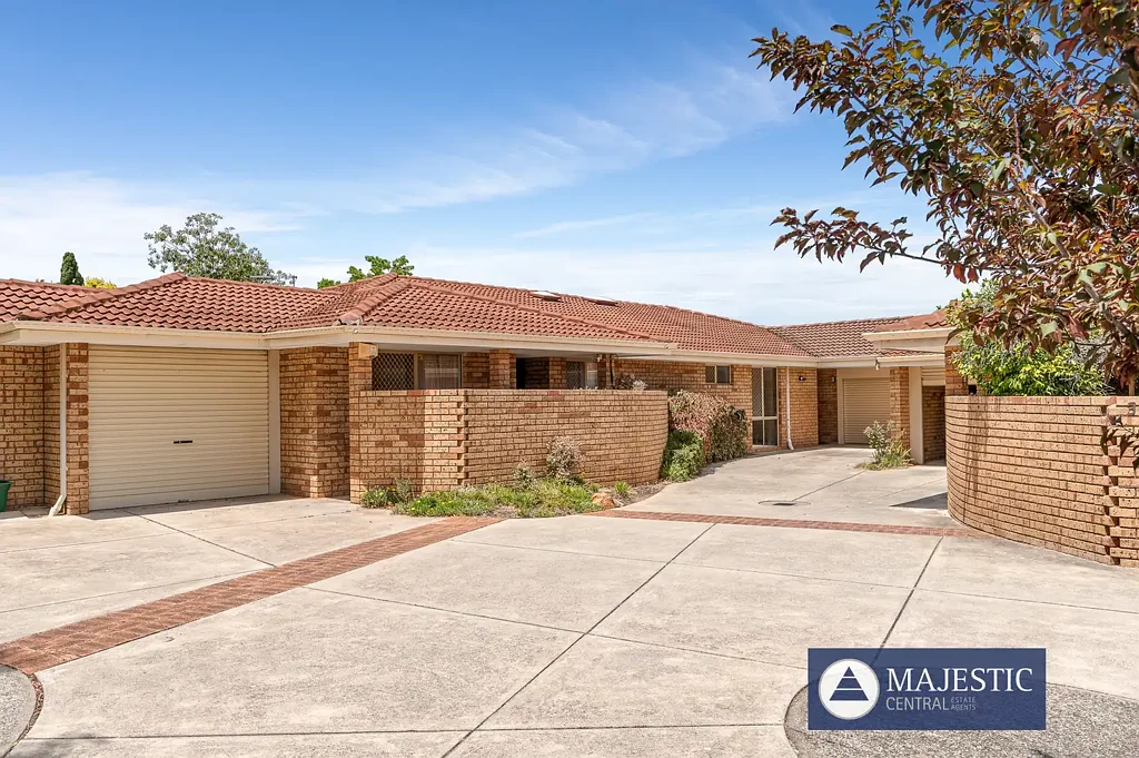 4/22 Ainsworth Loop, Booragoon, WA 6154
