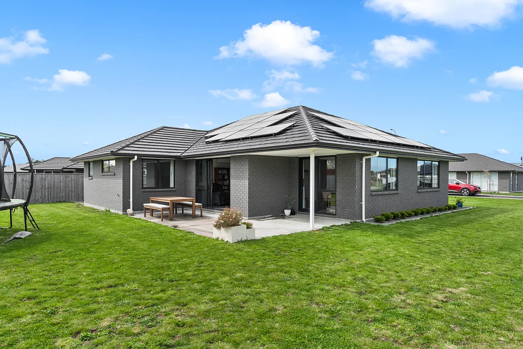 Masterton 4房  Modern Solway Home Powered by the Sun