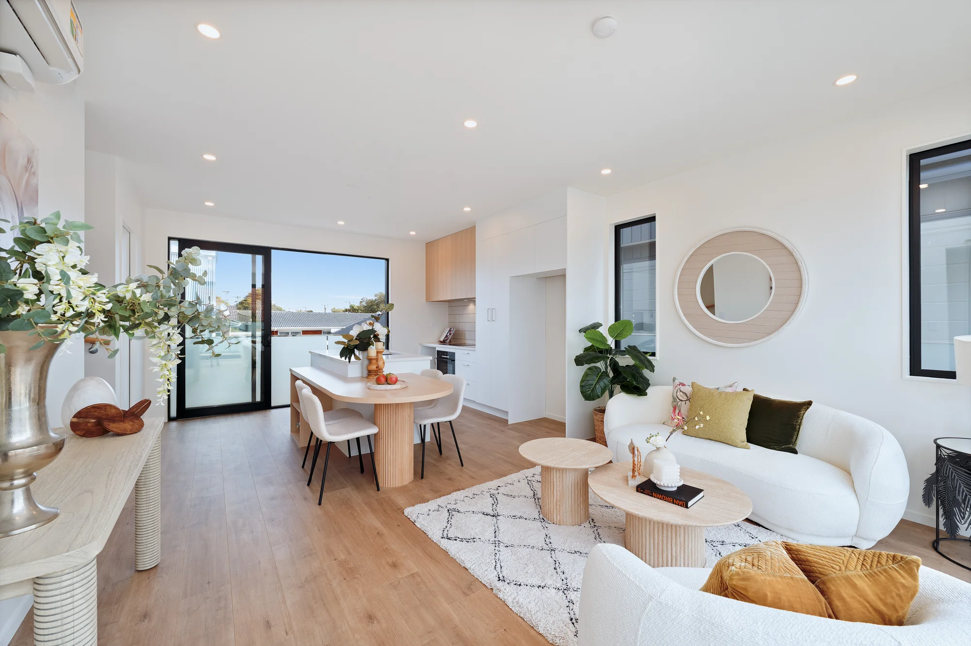 6/6 Shakespeare Road, Milford, North Shore City, Auckland