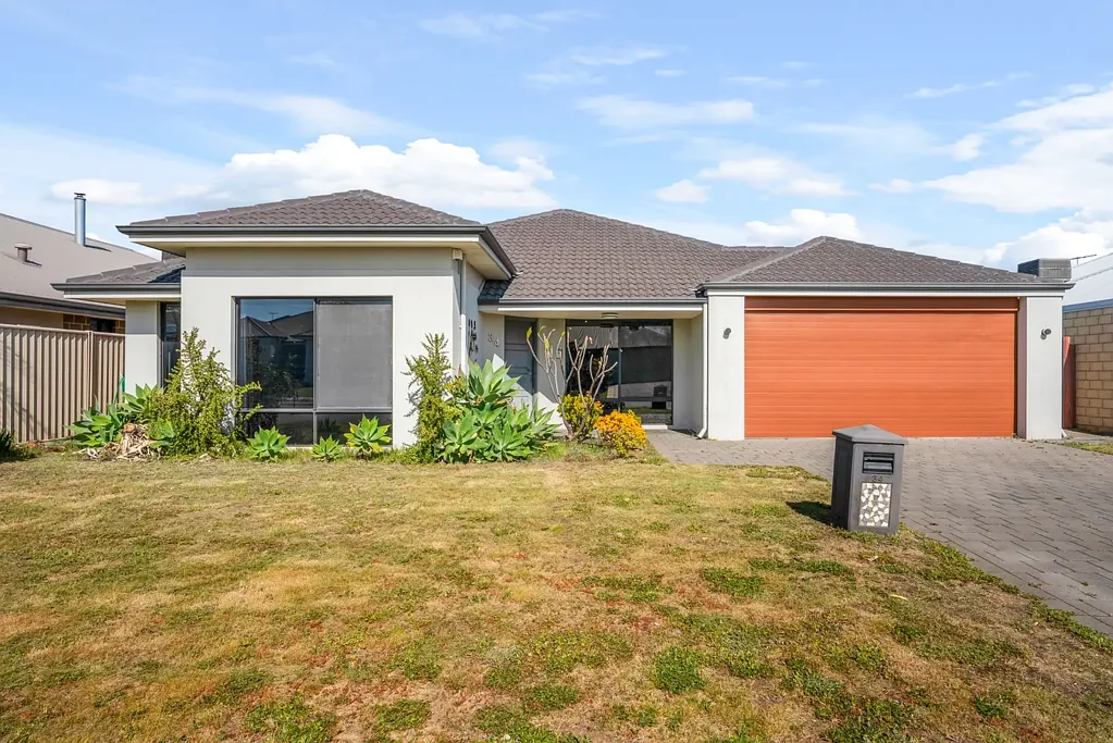 Baldivis 4ਬੈੱਡਰੂਮ Modern Family Living with Style, Comfort & Convenience