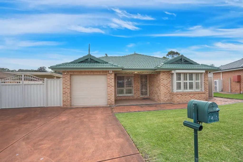 5 Angophora Close, Mount Hutton, NSW 2290