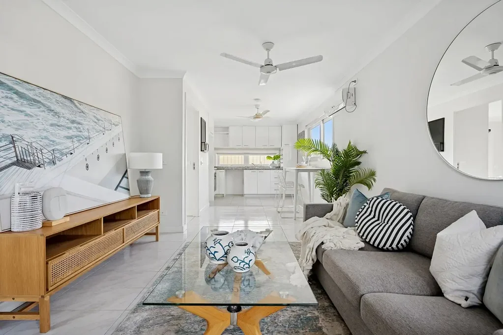 Rockingham 2房  SOLD WITH EMILY GARDEN