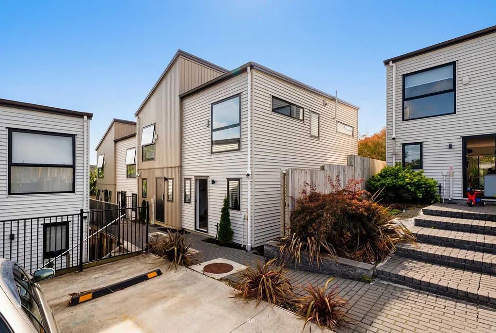 14/237 Swanson Road, Henderson, Waitakere City, Auckland