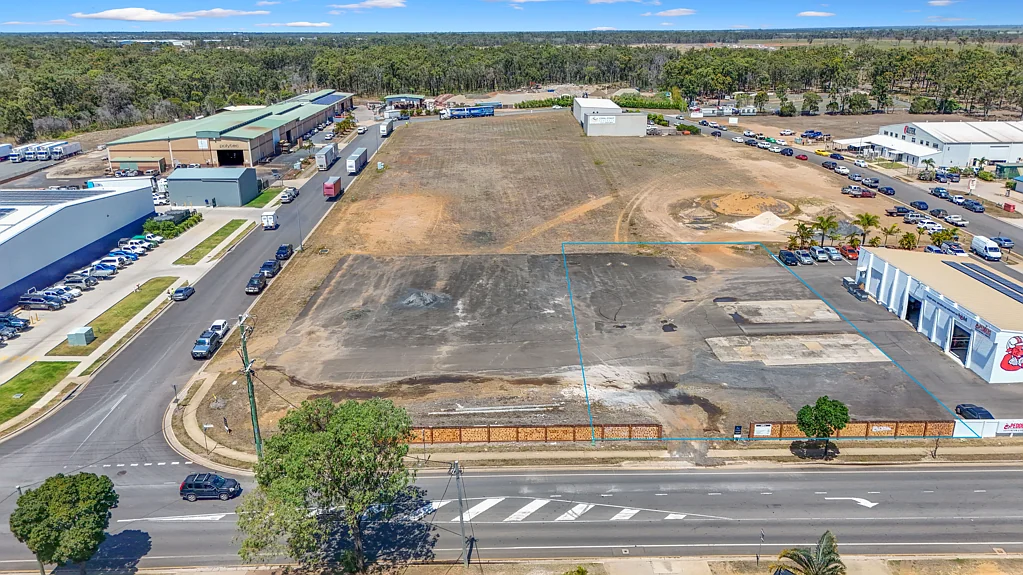 21 Commercial Street, Svensson Heights, QLD 4670