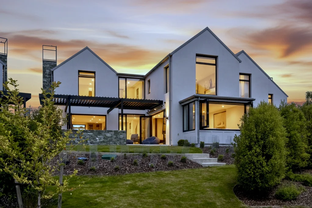 Arrowtown 3 Bedroom Superb Millbrook Townhouse
