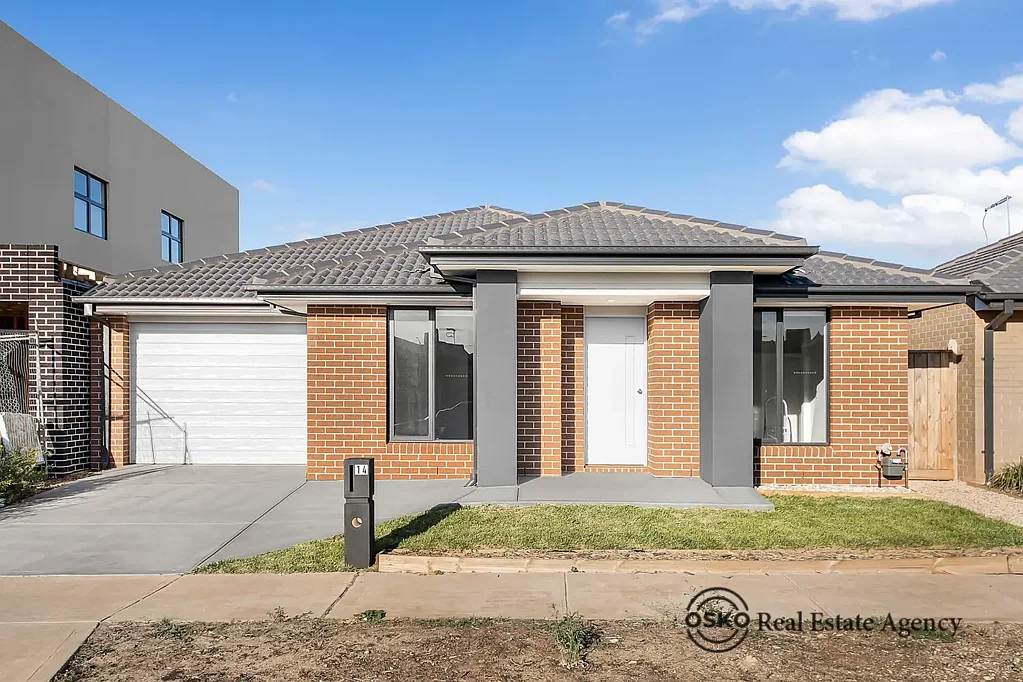 14 Harris Street, Rockbank, VIC 3335