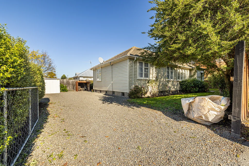 Amberley 3 Bedroom Opportunity Knocks!