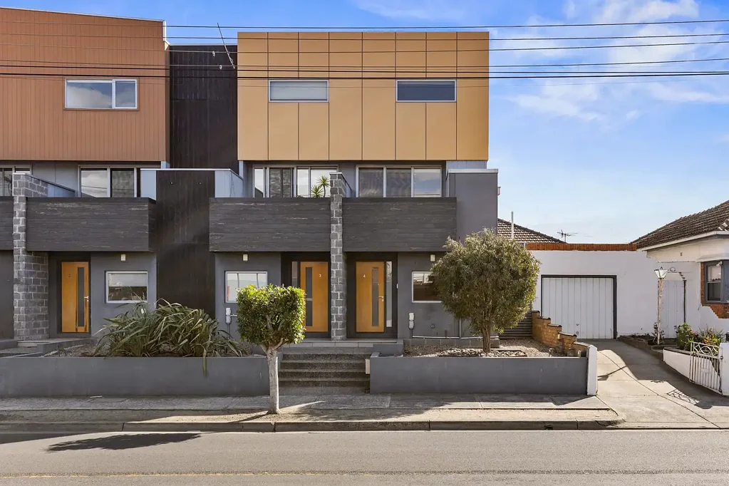 Brunswick East 2침실 Light-Filled Living in a Prime Brunswick East Location