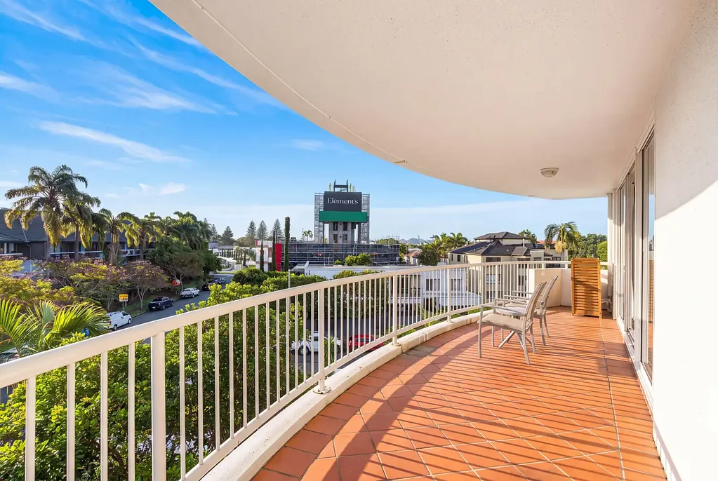 Surfers Paradise 1 Bedroom Where Every Day Feels Like a Holiday