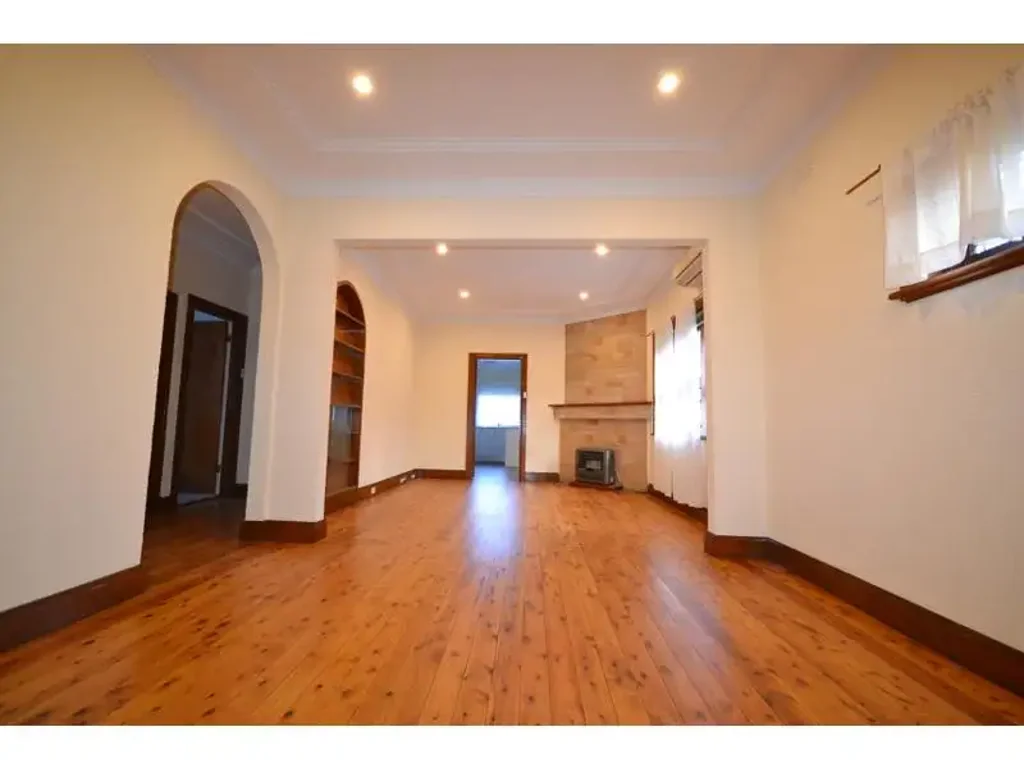 WELL PRESENTED 3 BEDROOM HOME IN PRIME LOCATION