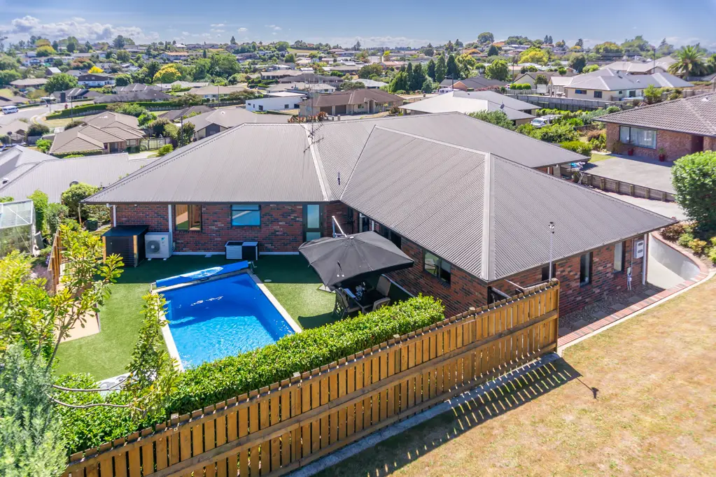 Te Awamutu 4 Bedroom Pirongia Mountain Plus Rural Vistas