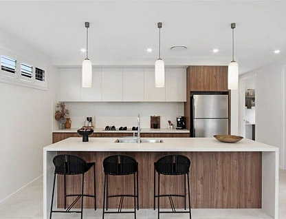 Address Withheld, Logan Reserve, QLD, 4 Kuwarto, 2 Banyo, House