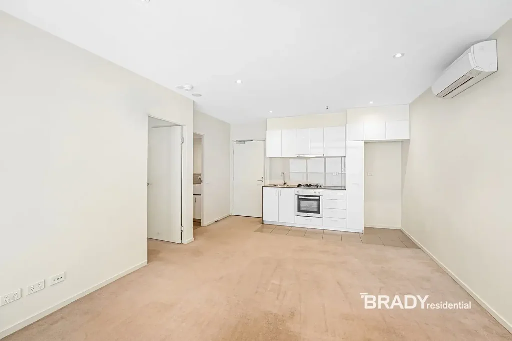 CENTRAL LOCATION ONE BEDROOM APARTMENT WITH SPACIOUS AREA