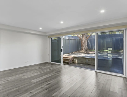 2/21 Avondale Road, Dapto, NSW 2530, 3房, 2浴, 城市屋