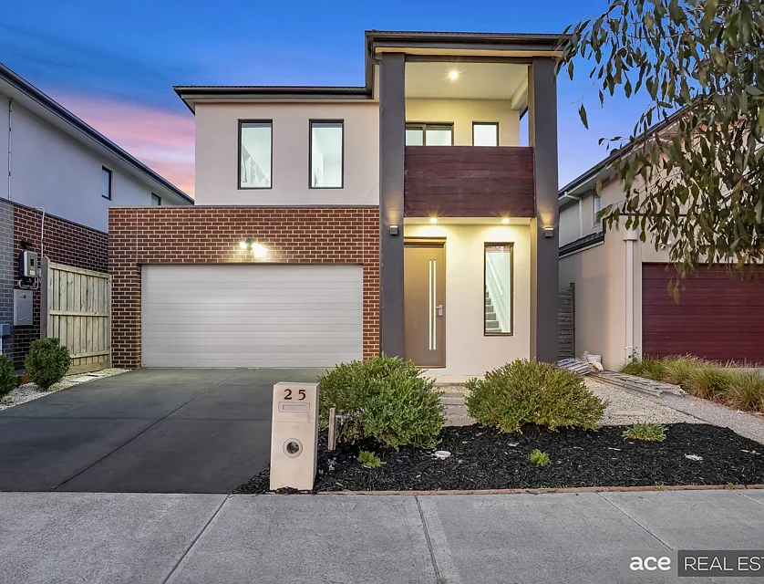 25 Abbots Avenue, Williams Landing, South West Melbourne, 5 rūma, 2 rūma horoi, House