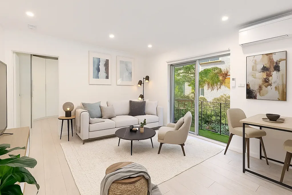 STYLISH, COMPLETELY RENOVATED 1 BEDROOM SPACE
