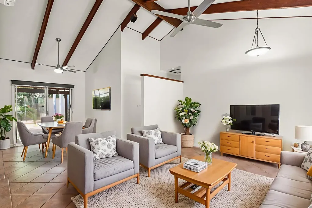 Cable Beach 3ਬੈੱਡਰੂਮ Stylish Cable Beach Home with Soaring Ceilings & Spa