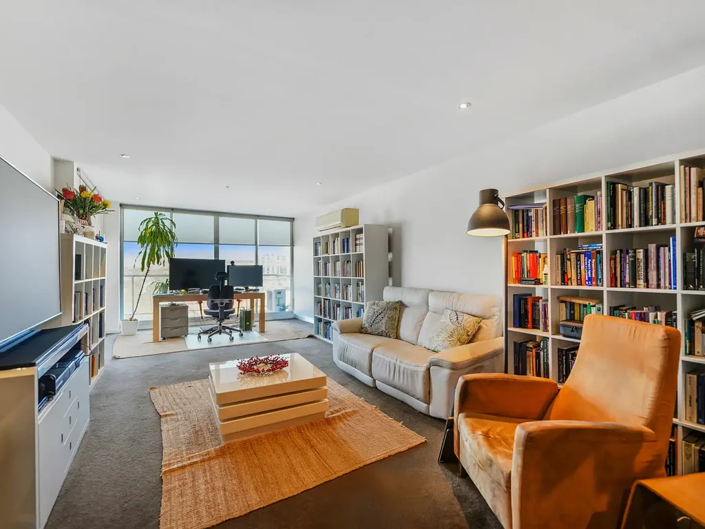 Footscray 2침실 Spacious Inner West Living with Stunning Skyline Views.