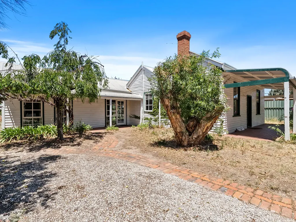 31 Calaway Street, Tocumwal, NSW 2714