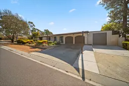 1 Farrelly Close, Oxley