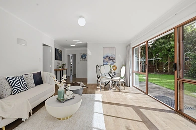 Sunny & Private 2-Bedroom Home