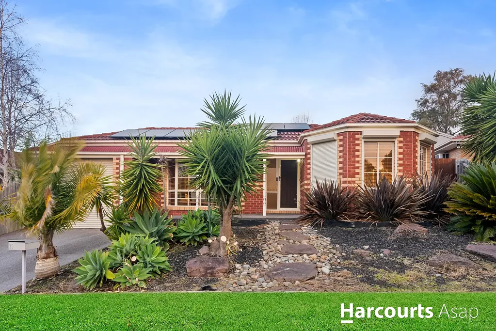 25 Crystal Brook Court, Narre Warren South, VIC 3805