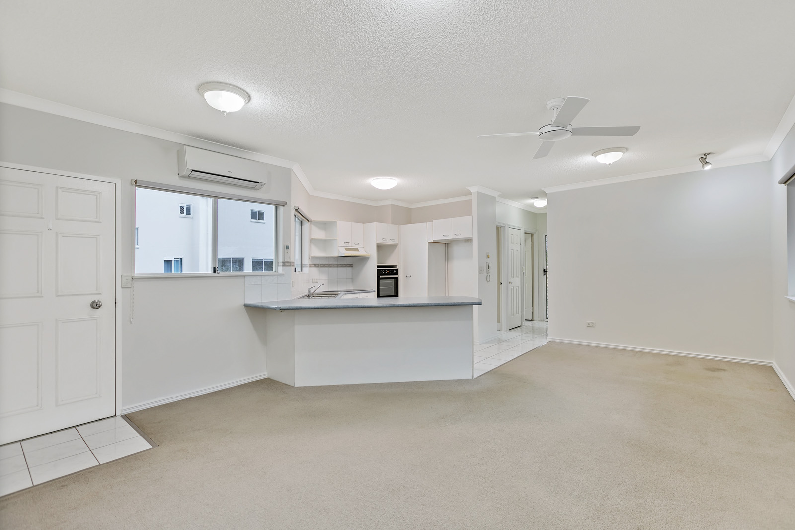 UNIT 5 101-103 BRADMAN AV, MAROOCHYDORE QLD 4558, 0 Schlafzimmer, 0 Badezimmer, Unit