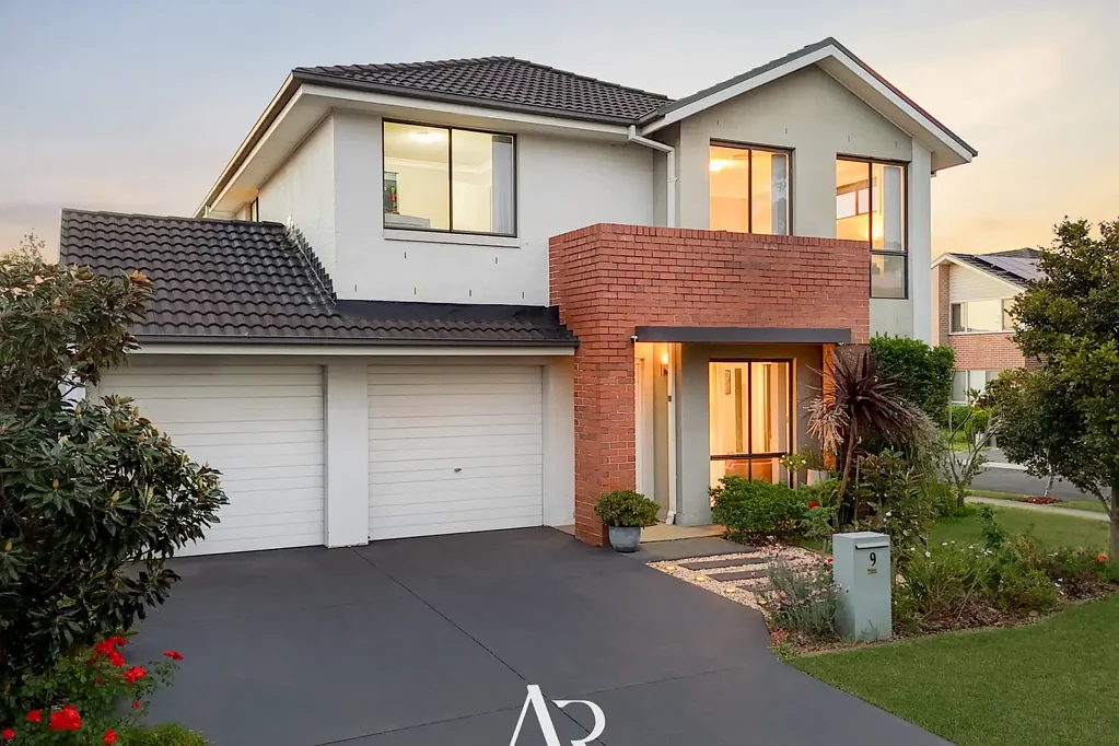 9 Mariner Street, Glenfield, NSW 2167