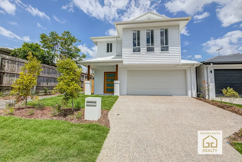 BEAUTIFUL HOME IN A VERY CONVENIANT LOCATION