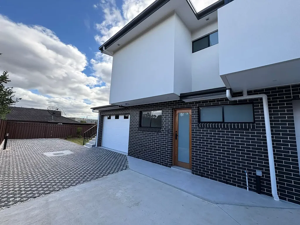 3/27 Hill Road, Lurnea, NSW 2170