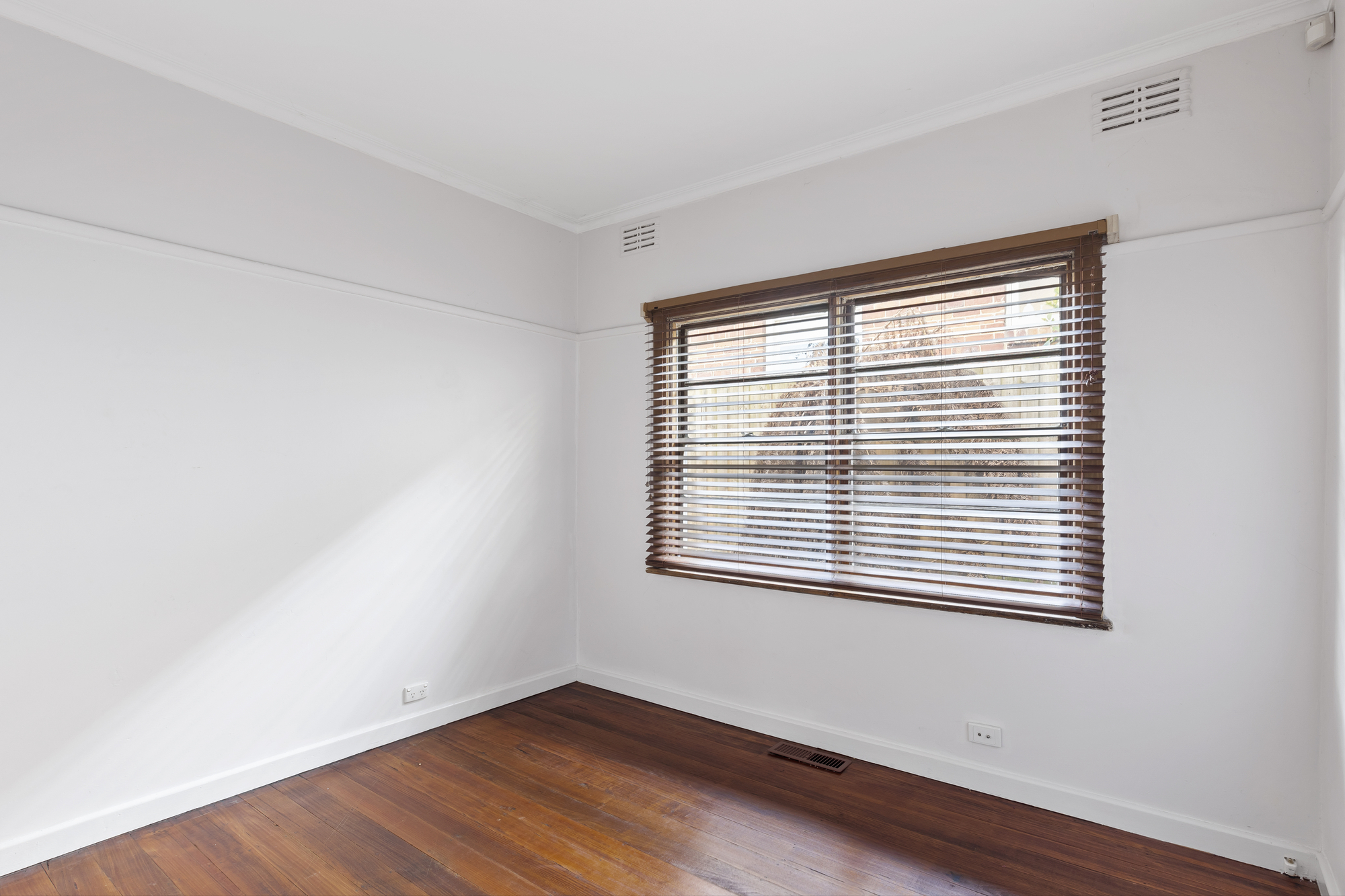 12 PENTLAND ST, ASCOT VALE VIC 3032, 0 Kuwarto, 0 Banyo, House