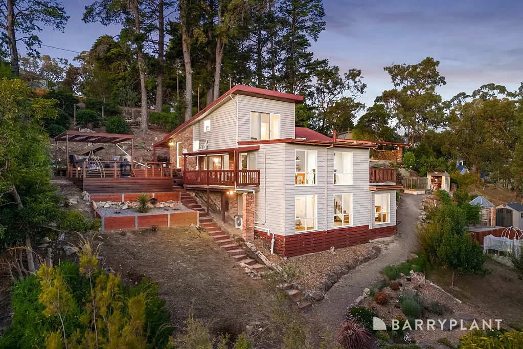 25 Thomas Crescent, Lilydale, VIC 3140
