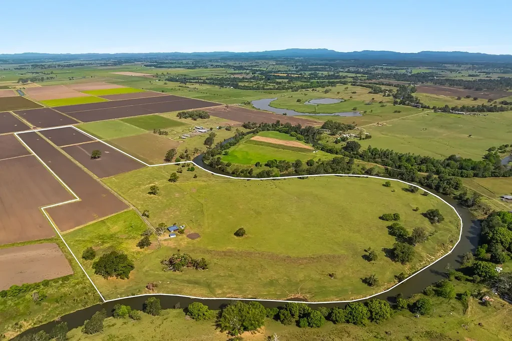 Tatham  'Willowbank' Riverfront Cropping & Livestock on 100 Acres
