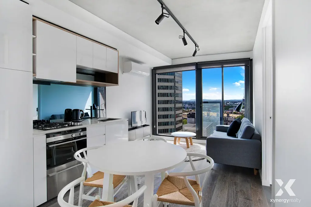 FULLY FURNISHED 2 bedroom in the heart of the city