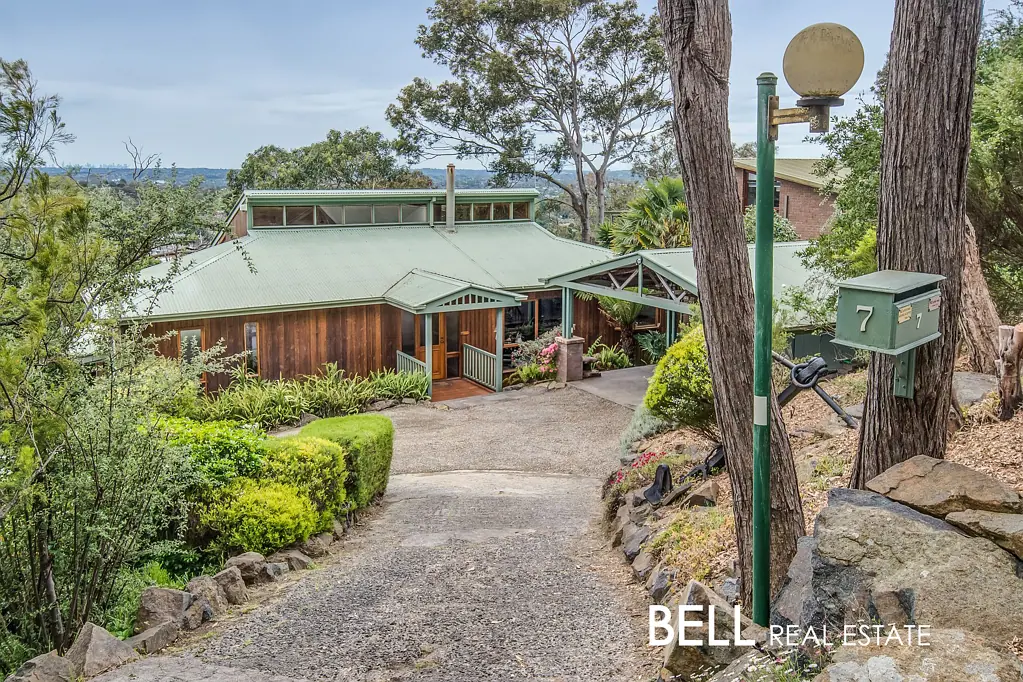 7 Walbundry Avenue, Ferntree Gully, VIC 3156