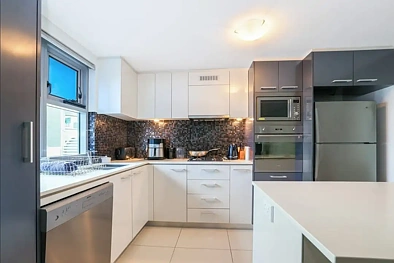 311/102 Esplanade, Darwin City, NT 800, 2 Bedrooms, 2 Bathrooms, Unit